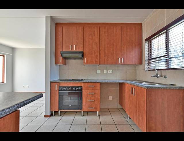 2 BEDROOM PROPERTY TO RENT IN GLENVISTA